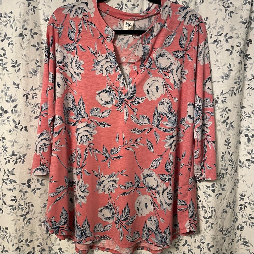 Sew In Love Set of Two Floral Lizzy Tops - Picture 5 of 7